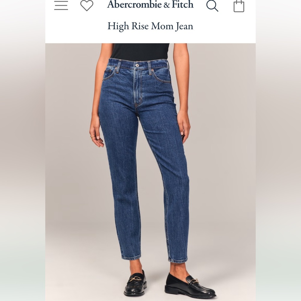 Abercrombie & Fitch  High Rise Mom Jeans size 28/6s Curve Love. Blue color